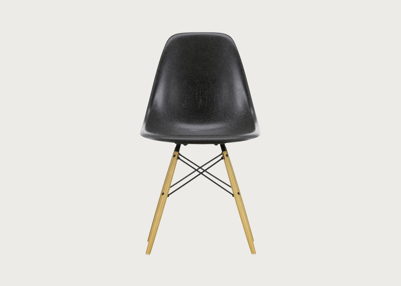 Eames DSW Fibreglass Chair