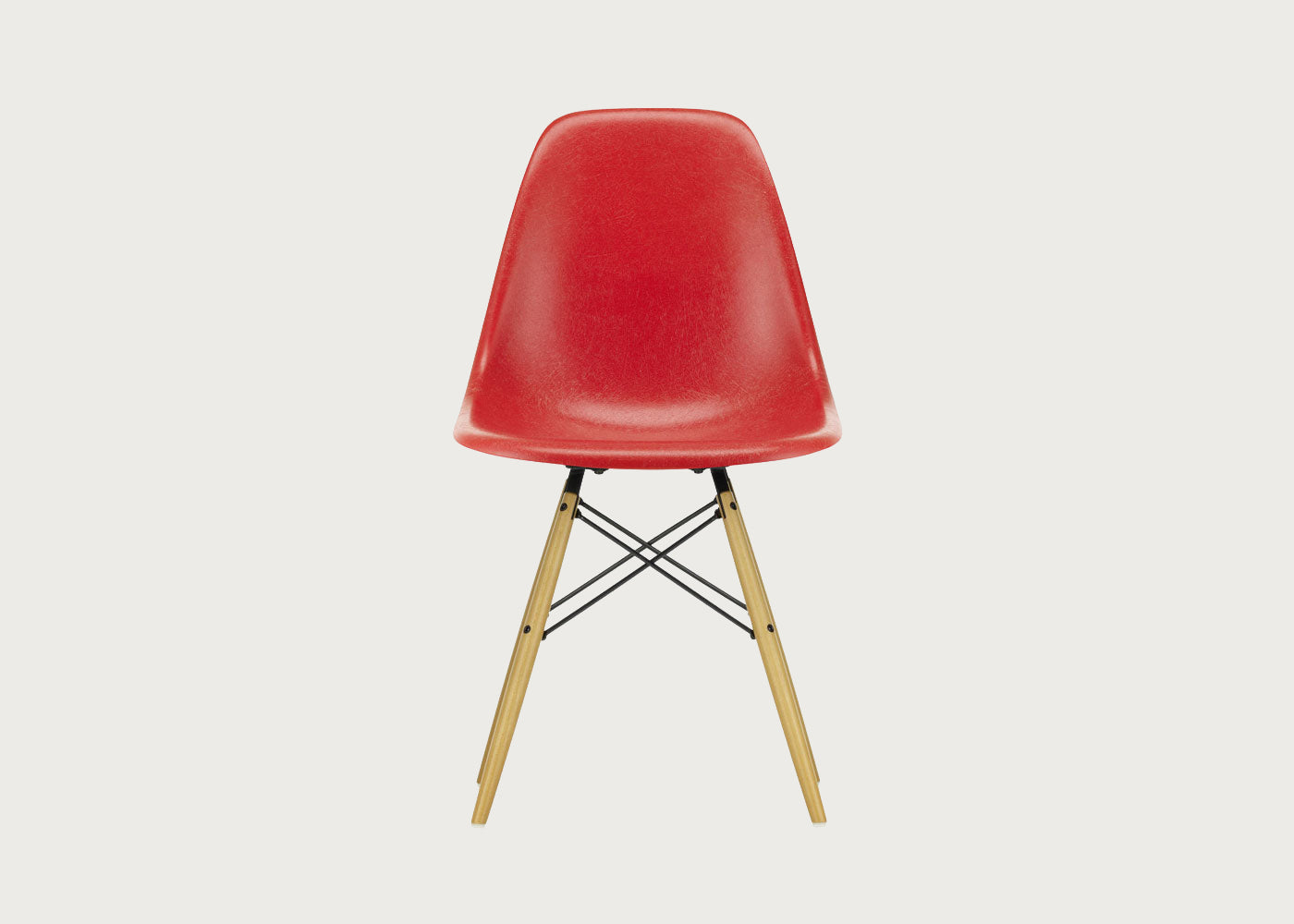 Eames DSW Fibreglass Chair