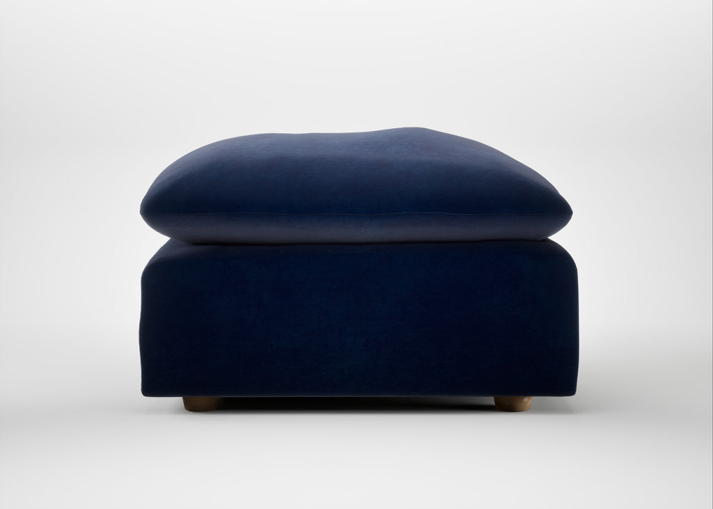 Astrid Ottoman