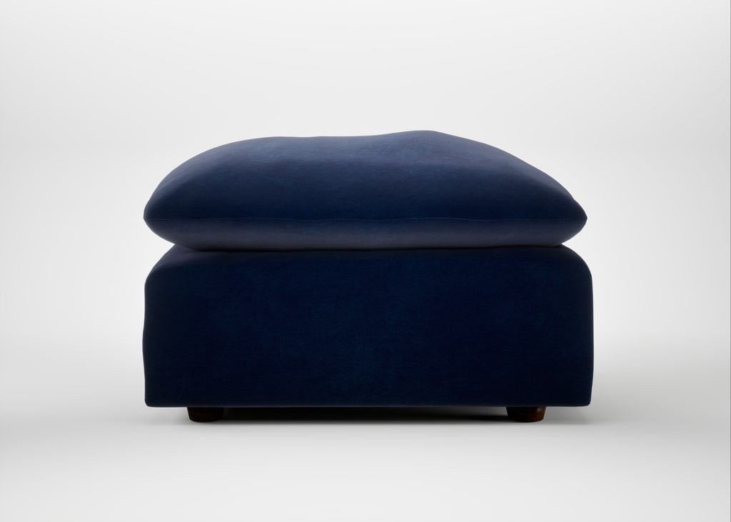Astrid Ottoman