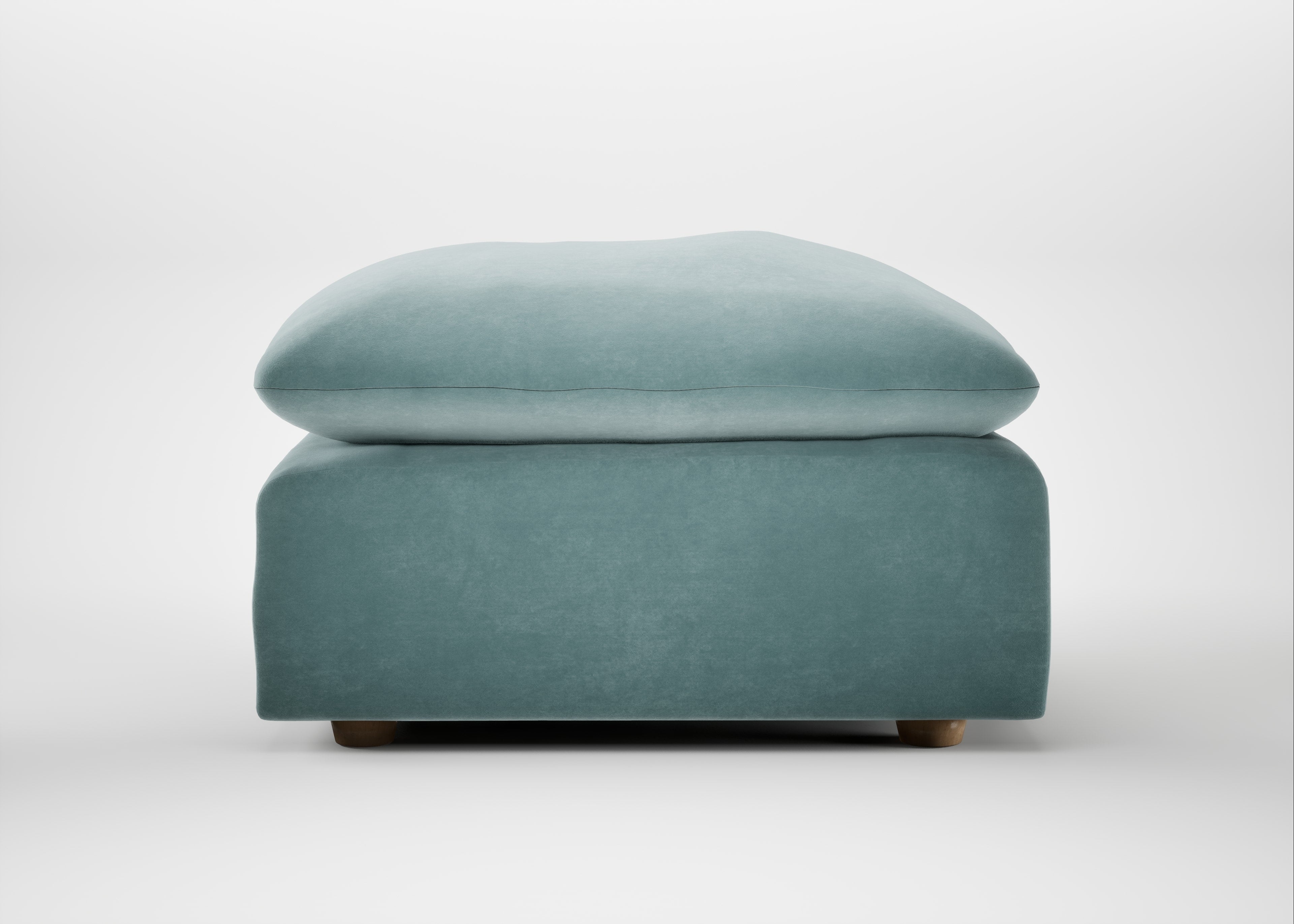 Astrid Ottoman