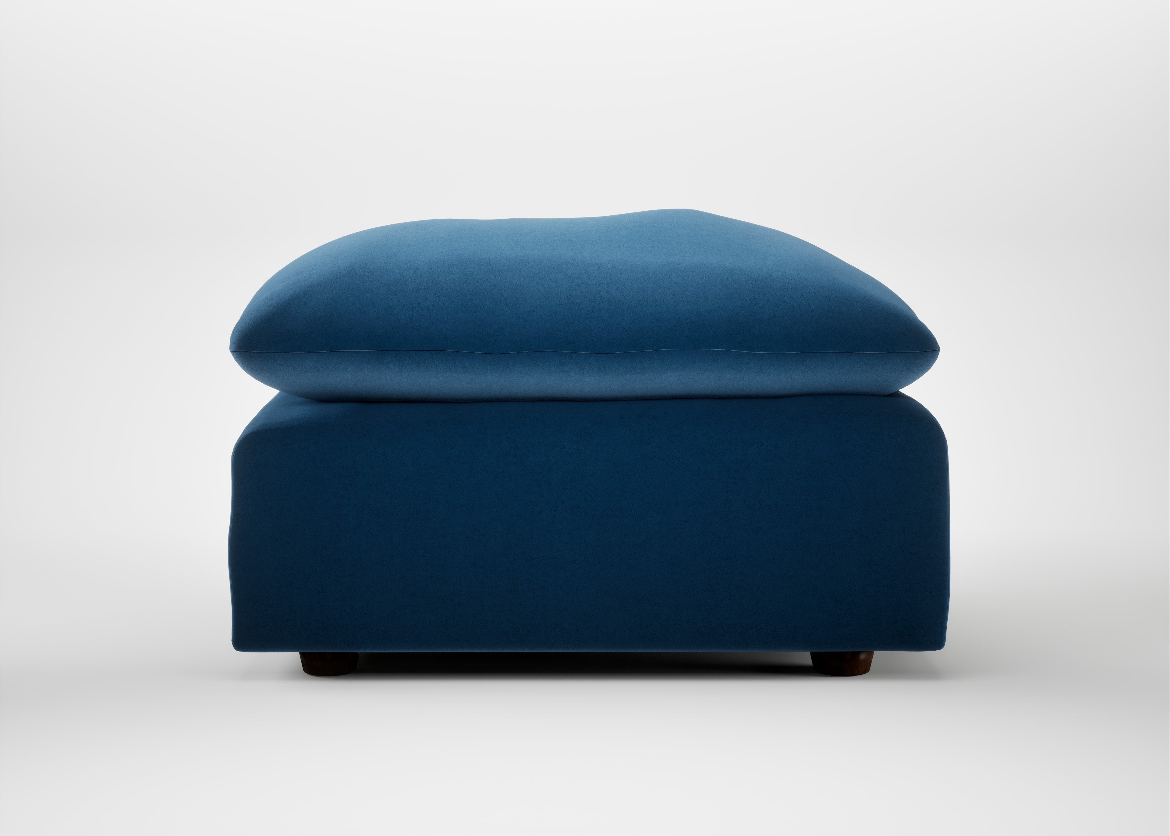 Astrid Ottoman