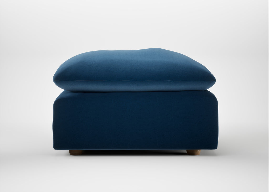 Astrid Ottoman