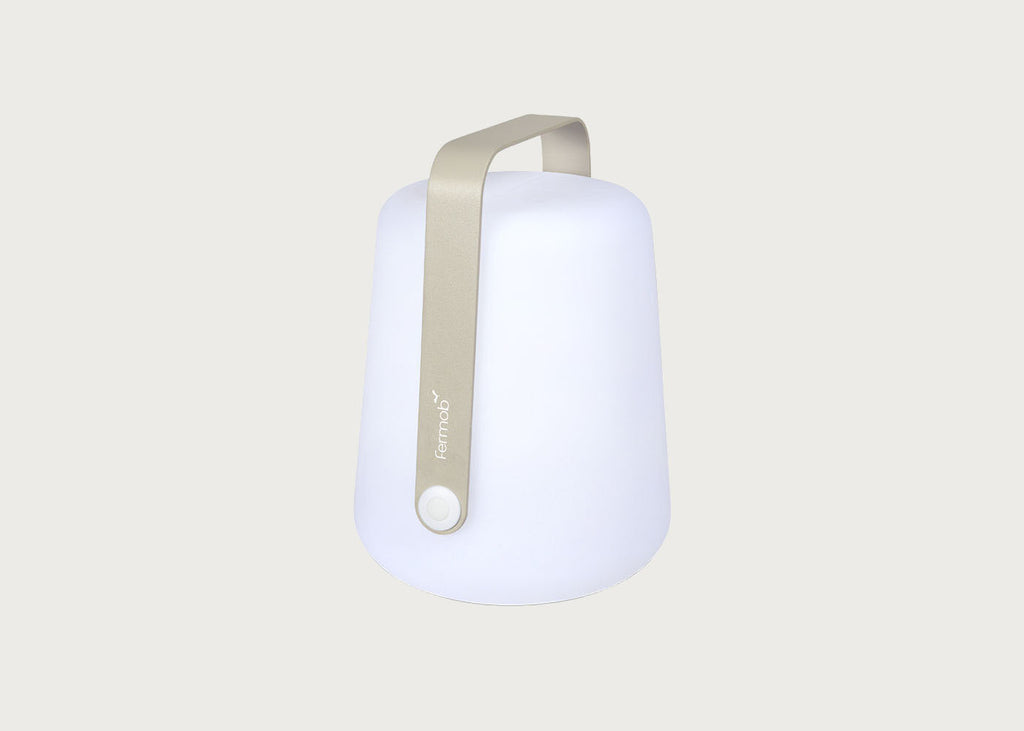 Balad LED Outdoor Table Lamp Medium