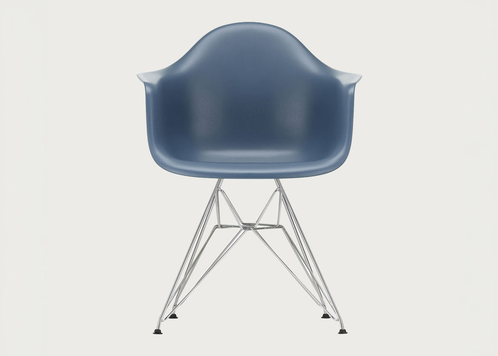 Eames Plastic Armchair RE DAR