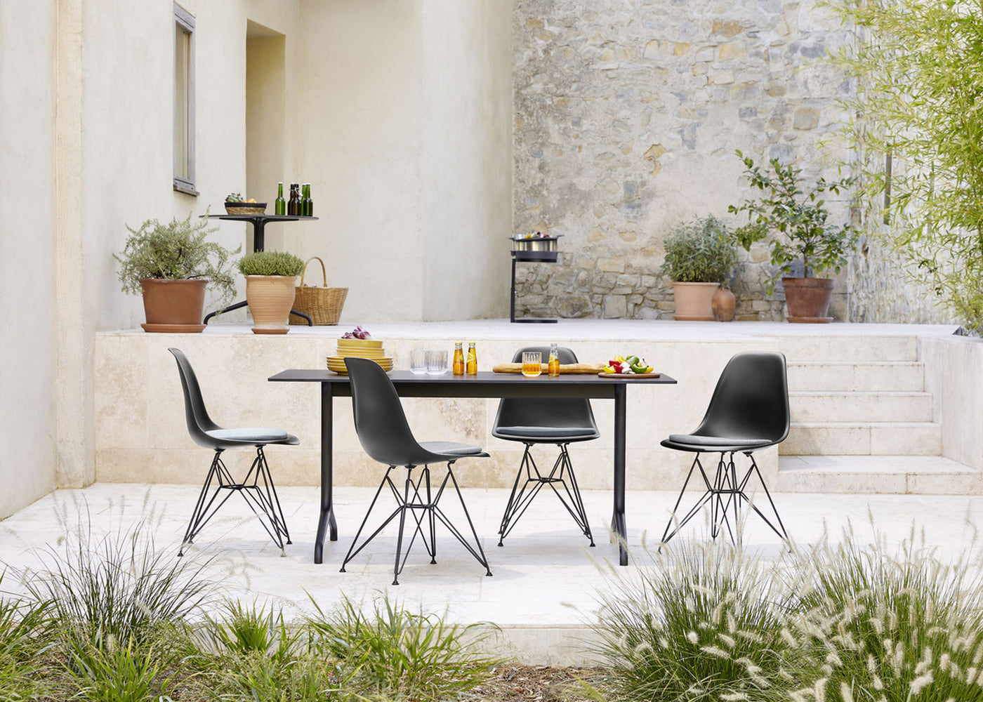 Eames Plastic Side Chair RE DSR Upholstered Seat
