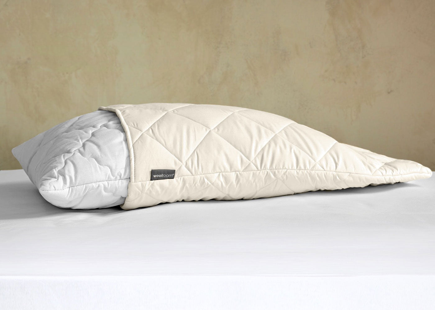Deluxe Wool Pillow Protector Standard