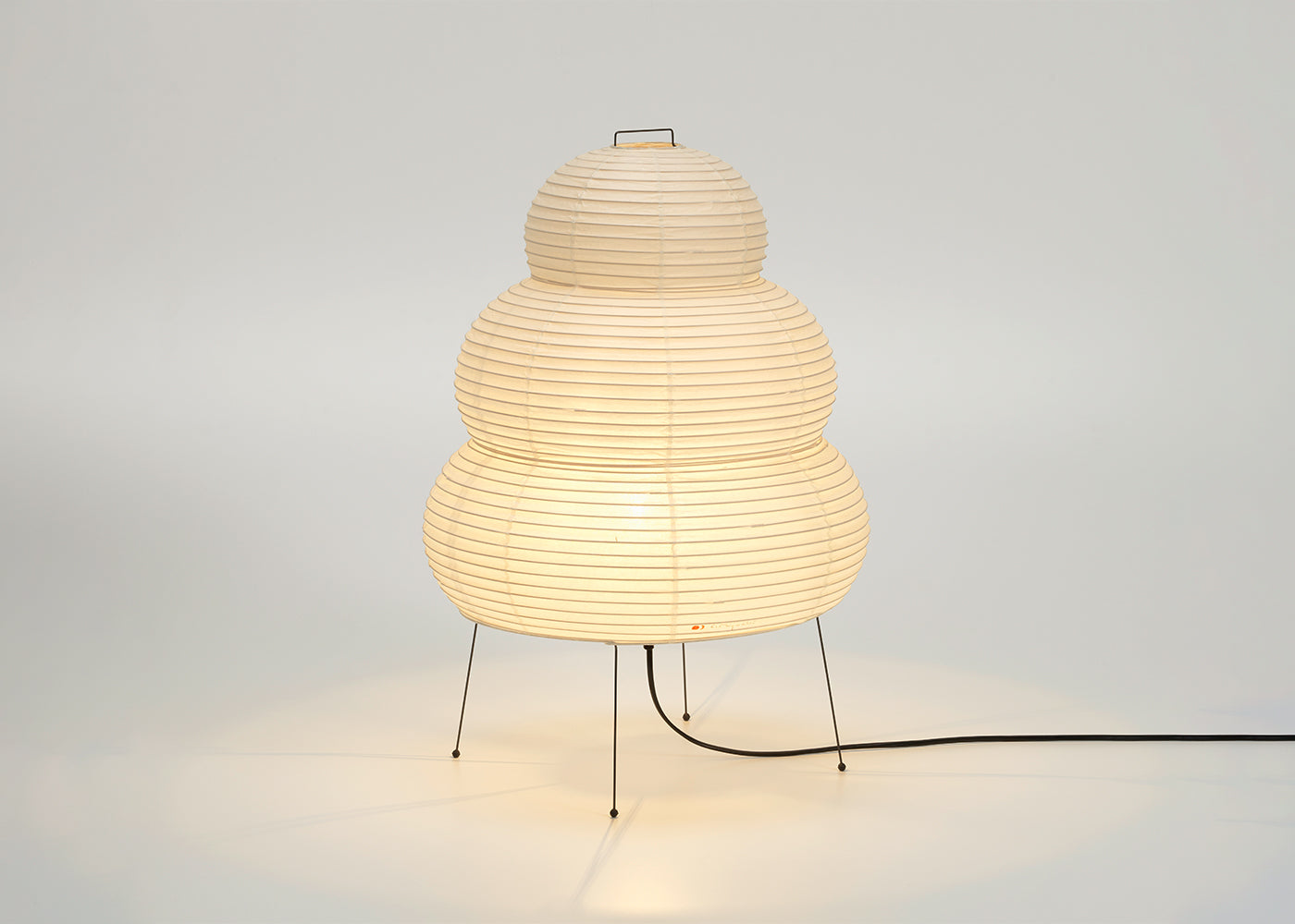 Akari 24N Table Lamp