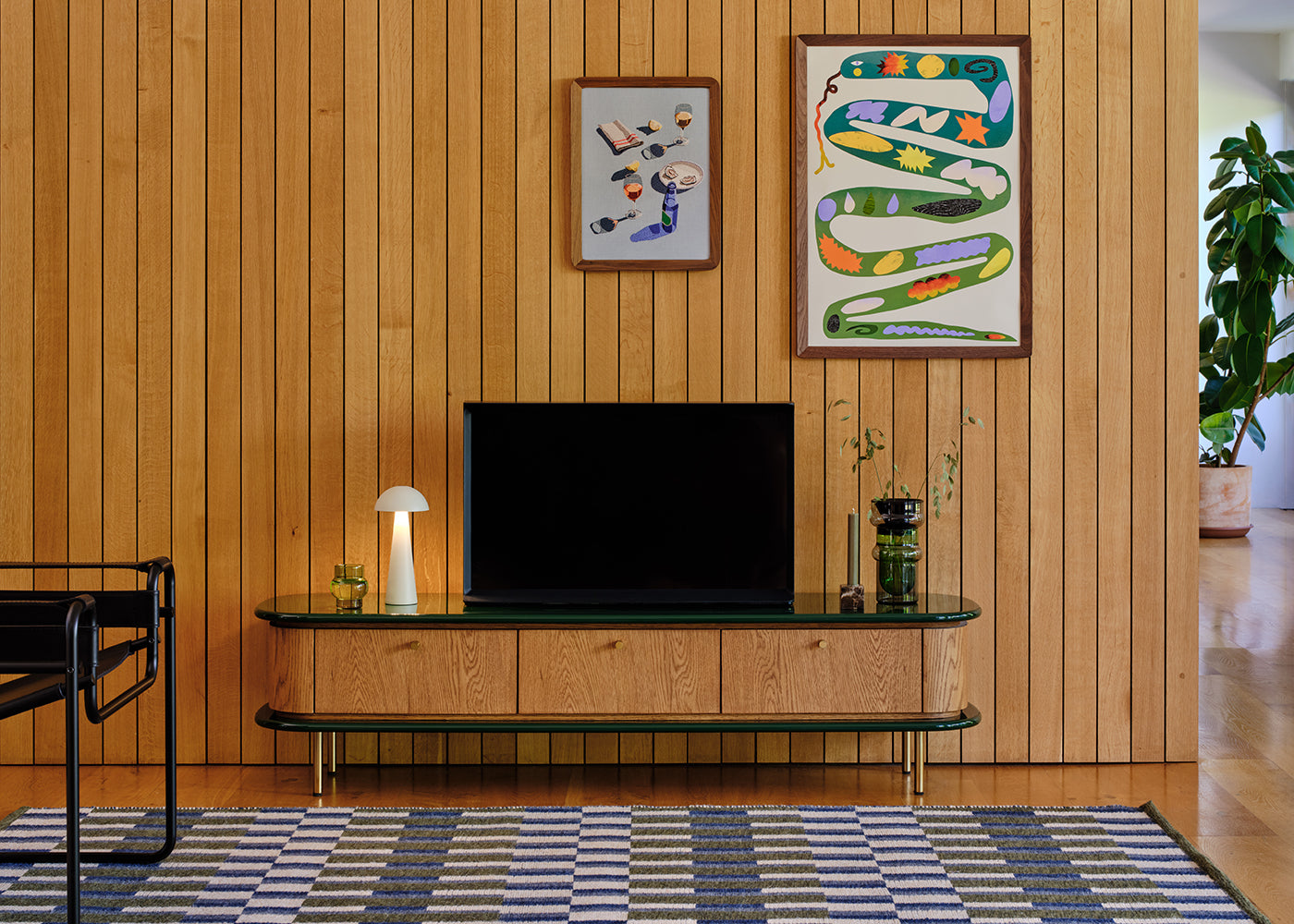 Lando Media Unit