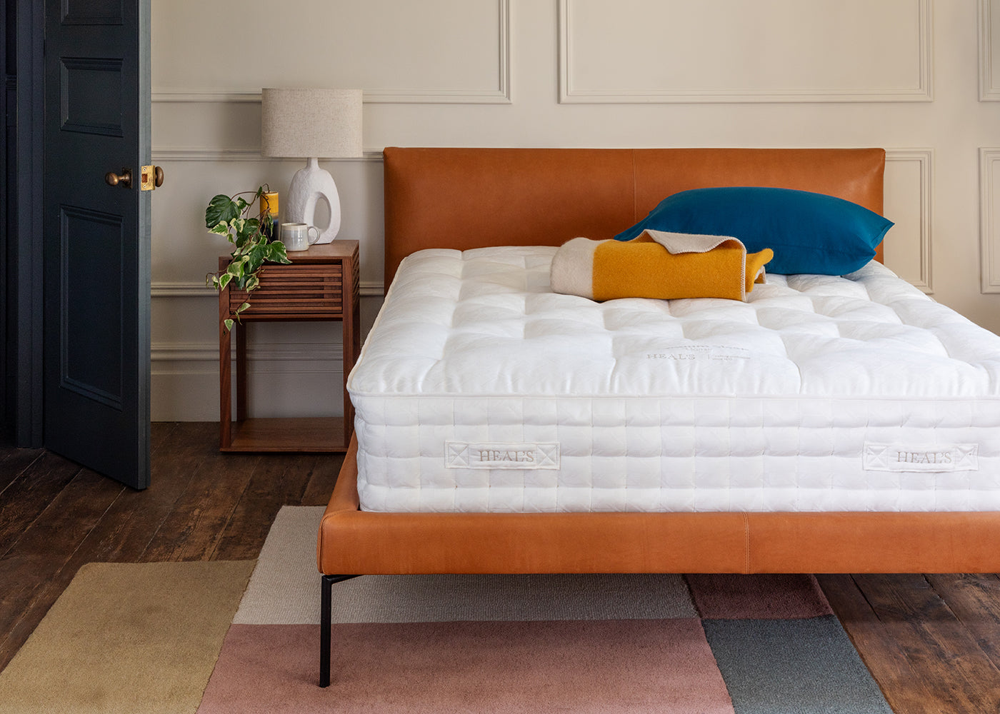 Matera Bed