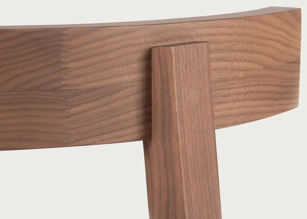 Oki-Nami Chair