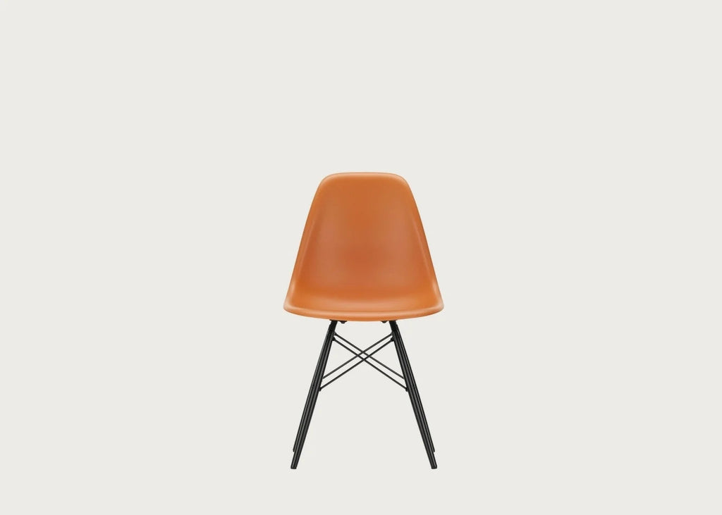 Eames Plastic Side Chair RE DSW