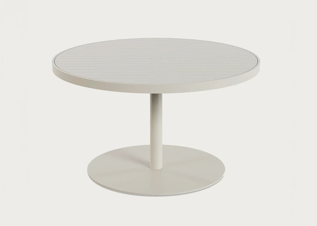 Eos Outdoor Round Dining Table