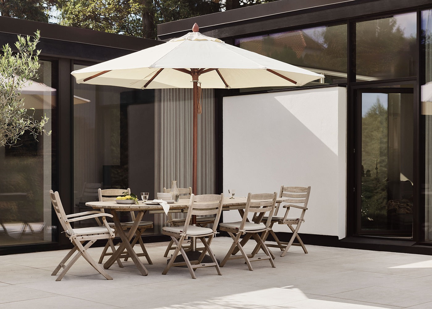 Selandia Folding Armchair