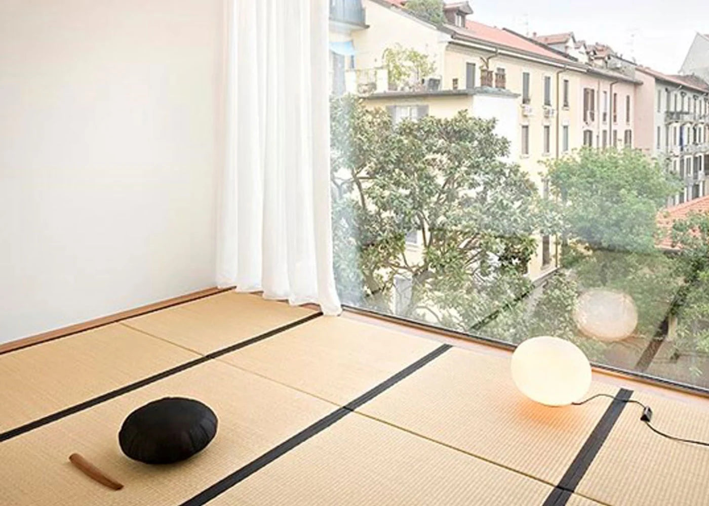 Glo-Ball Basic Table Lamp Zero