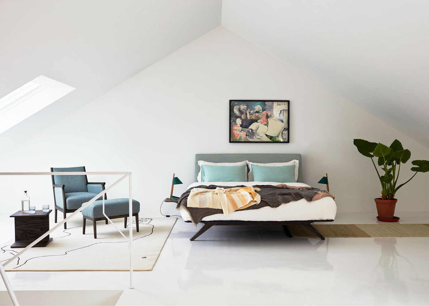 Hepburn Bed