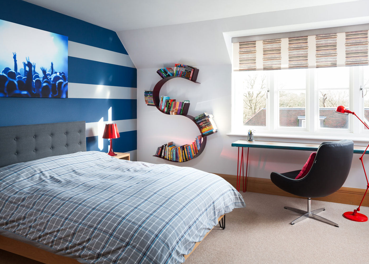 Bookworm Shelf
