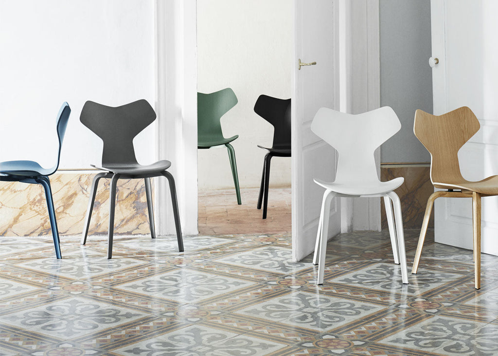 Grand Prix Chair