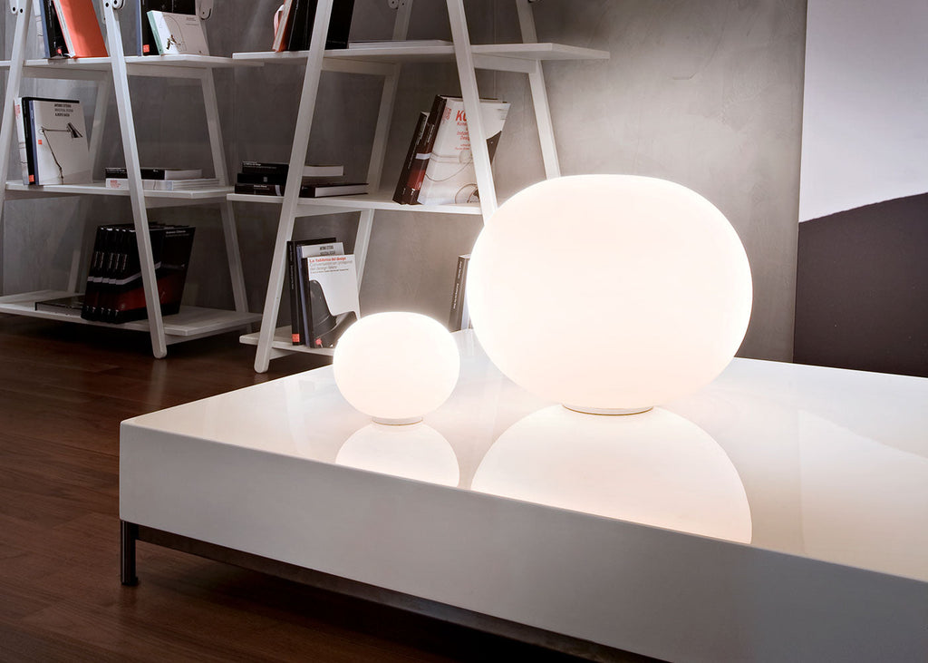 Glo-Ball Basic Table Lamp