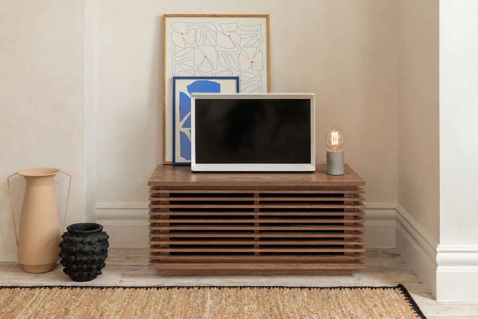 Verona Narrow TV Unit