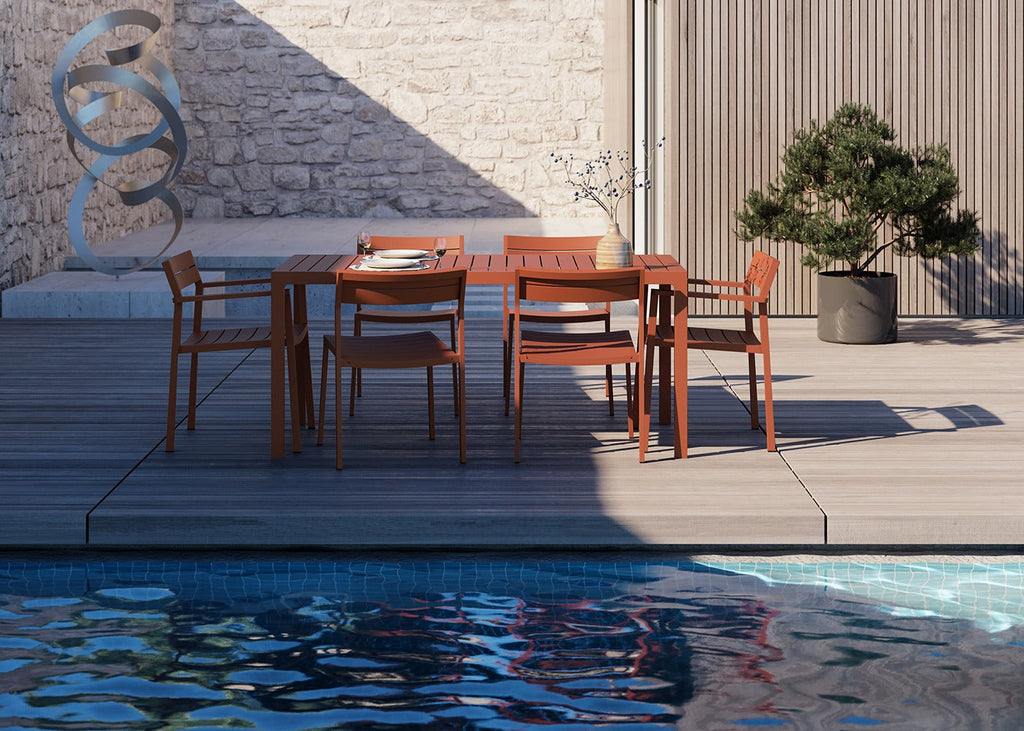 Eos Outdoor Side Chair