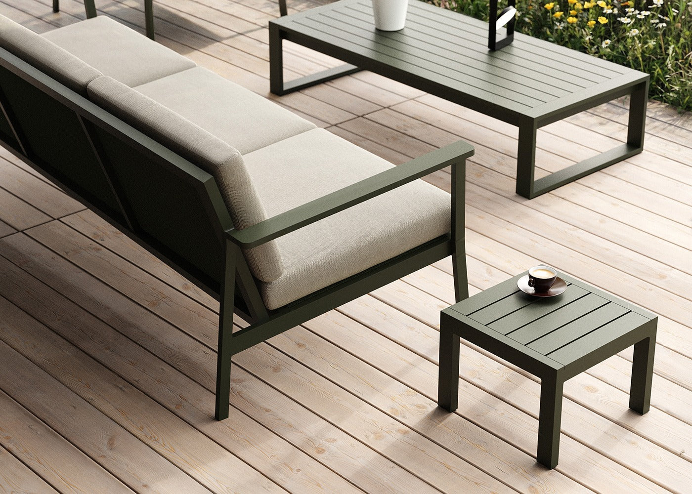 Eos Outdoor Side Table