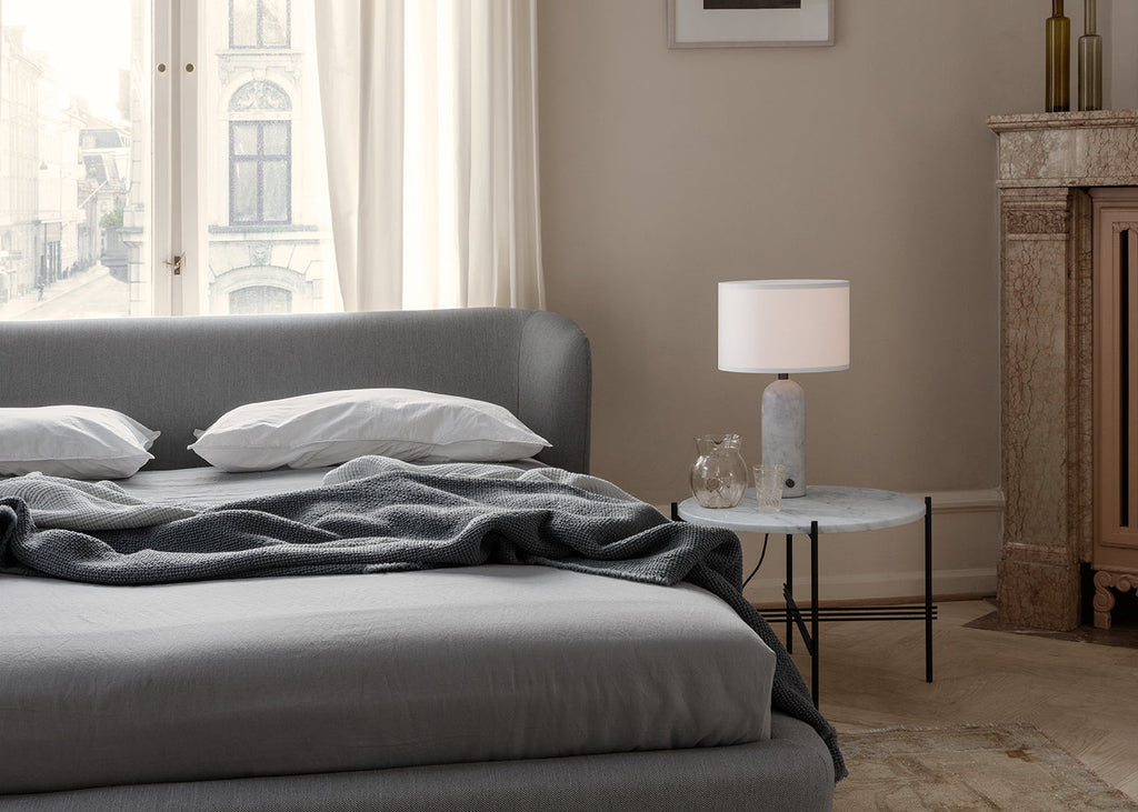 Gravity Table Lamp