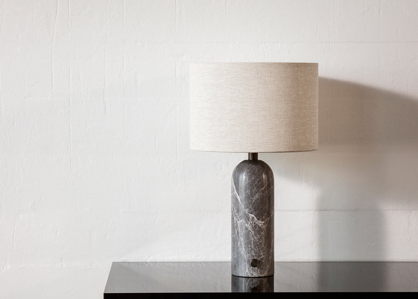 Gravity Table Lamp