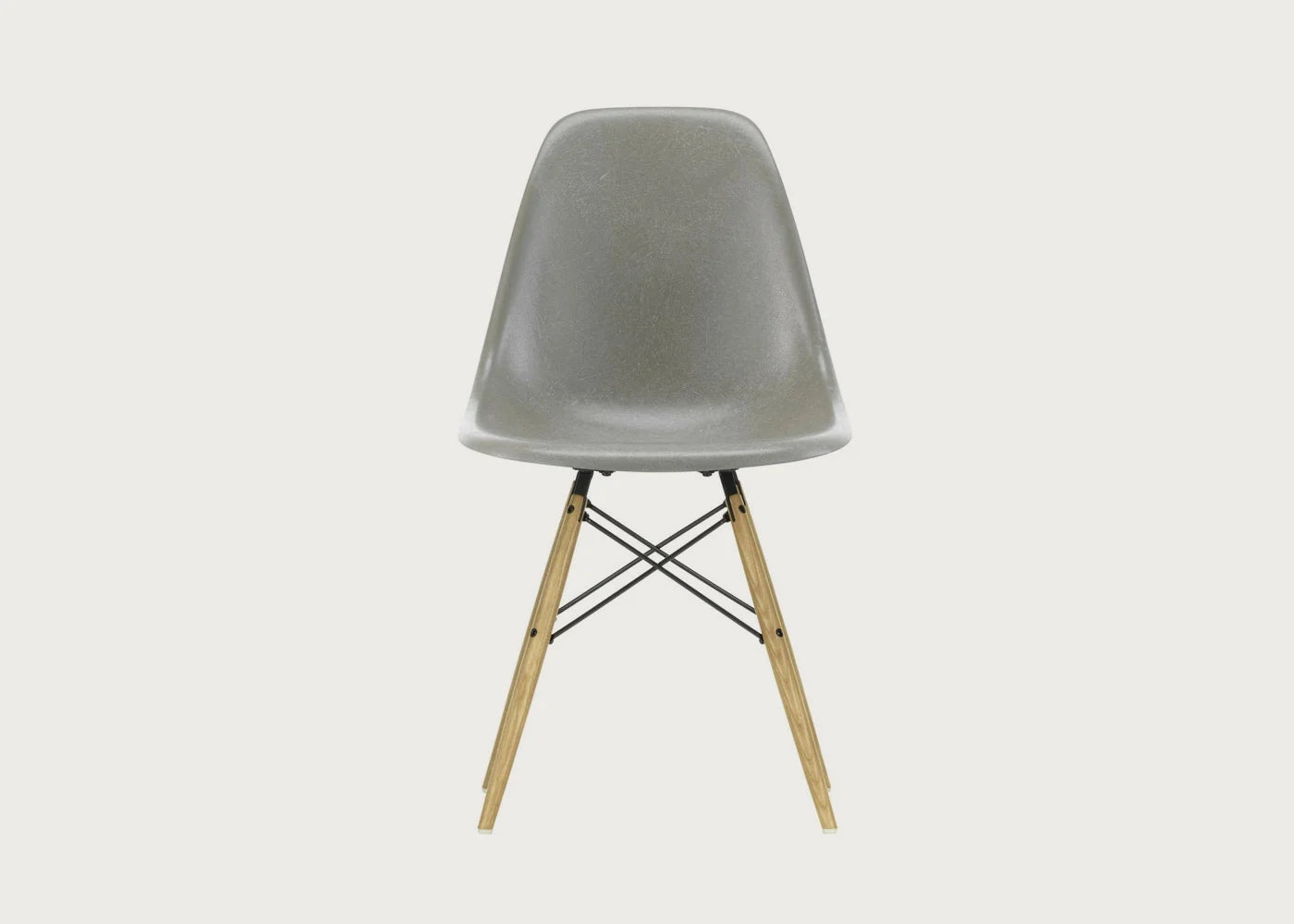 Eames DSW Fibreglass Chair