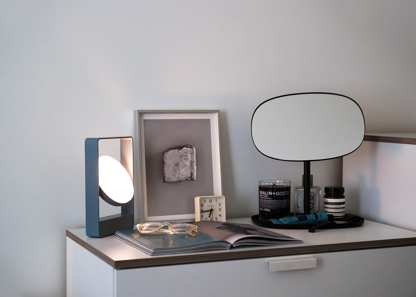 Mouro Portable LED Table Lamp