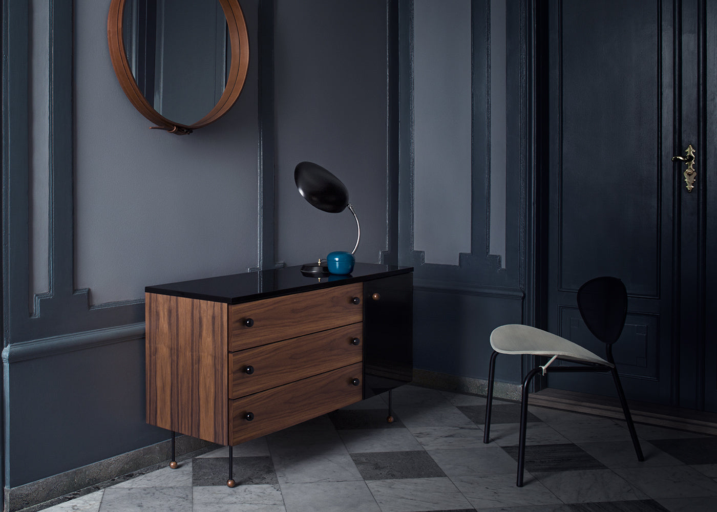 Cobra Table Lamp