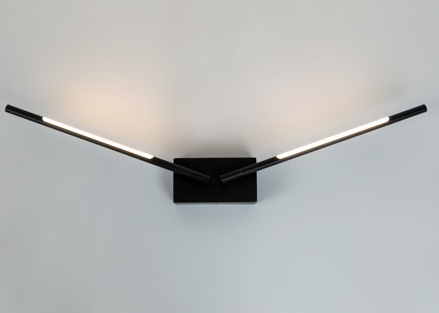 Saber LED Wall Light