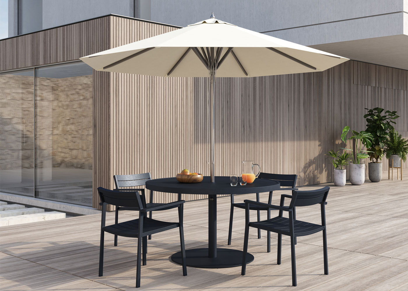Eos Outdoor Round Dining Table
