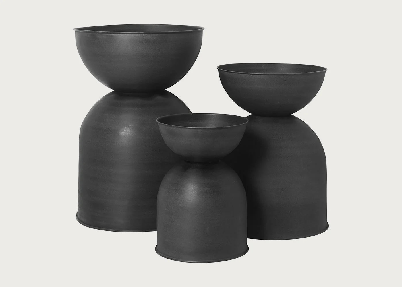 Hourglass Plant Pot