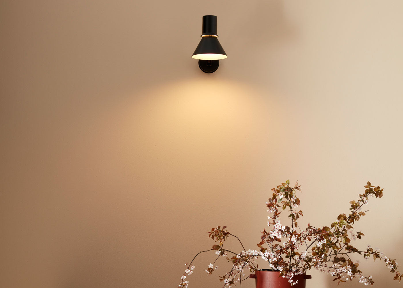 Type 80 Wall Light Short Arm