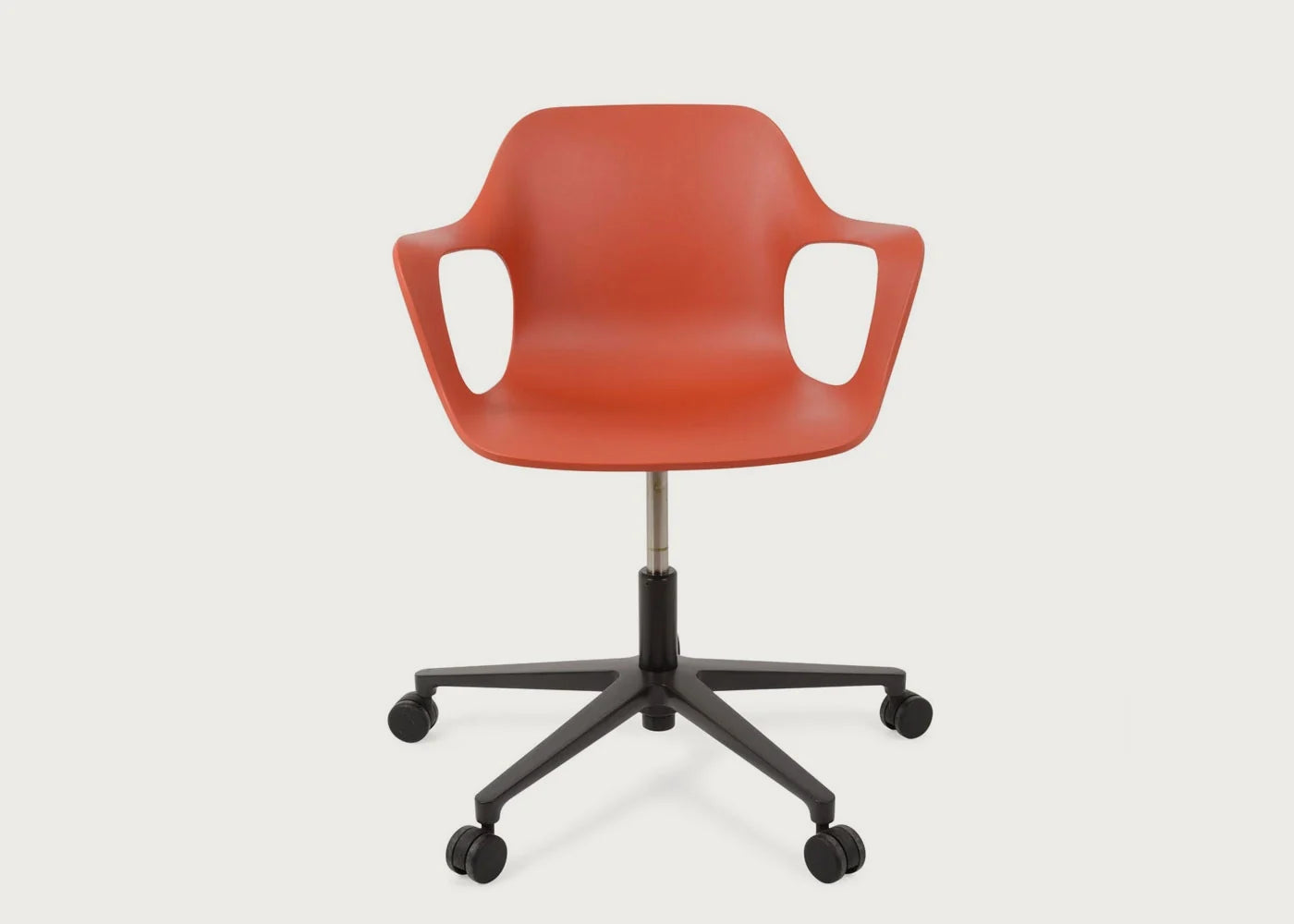 HAL RE Armchair Studio