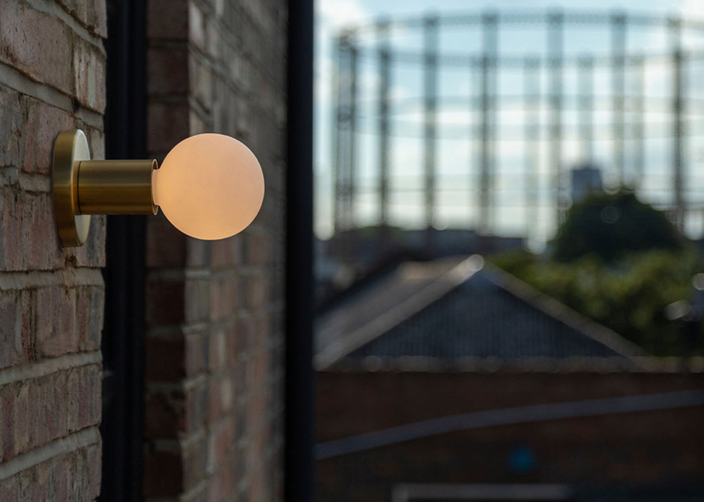 Lochan Wall Light