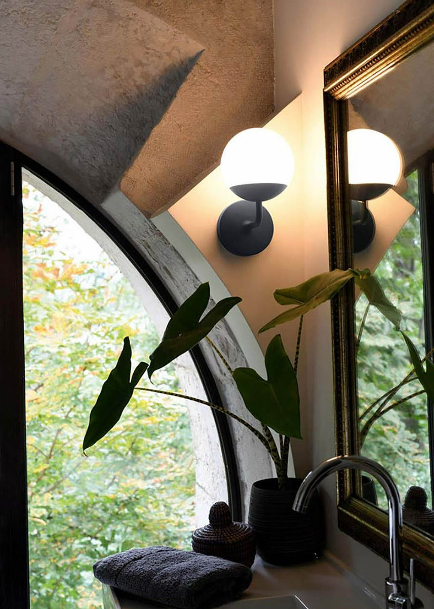 Mooon LED Wall Light
