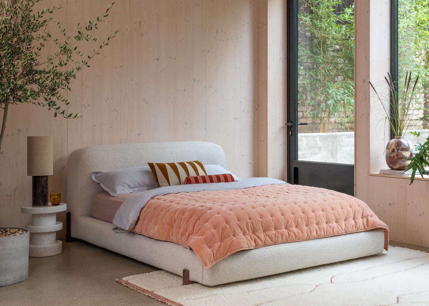 Velvet Quilt Dusky Pink