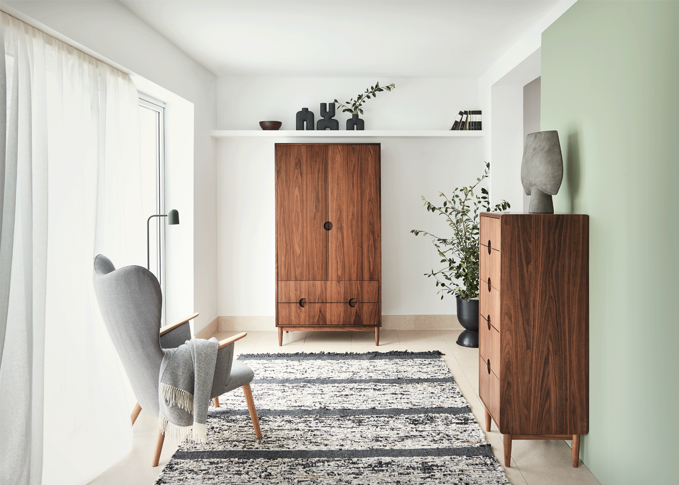 Amira Double Wardrobe