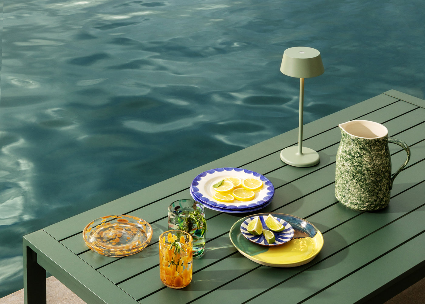 Orion Portable LED Outdoor Table Lamp