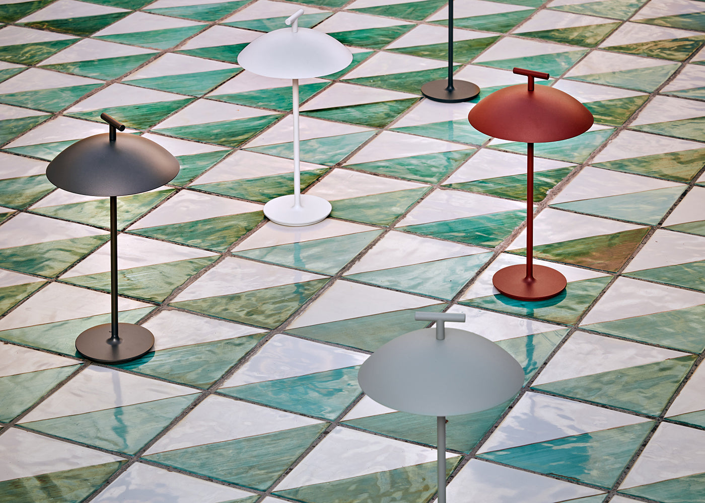 Geen-A LED Portable Table Lamp