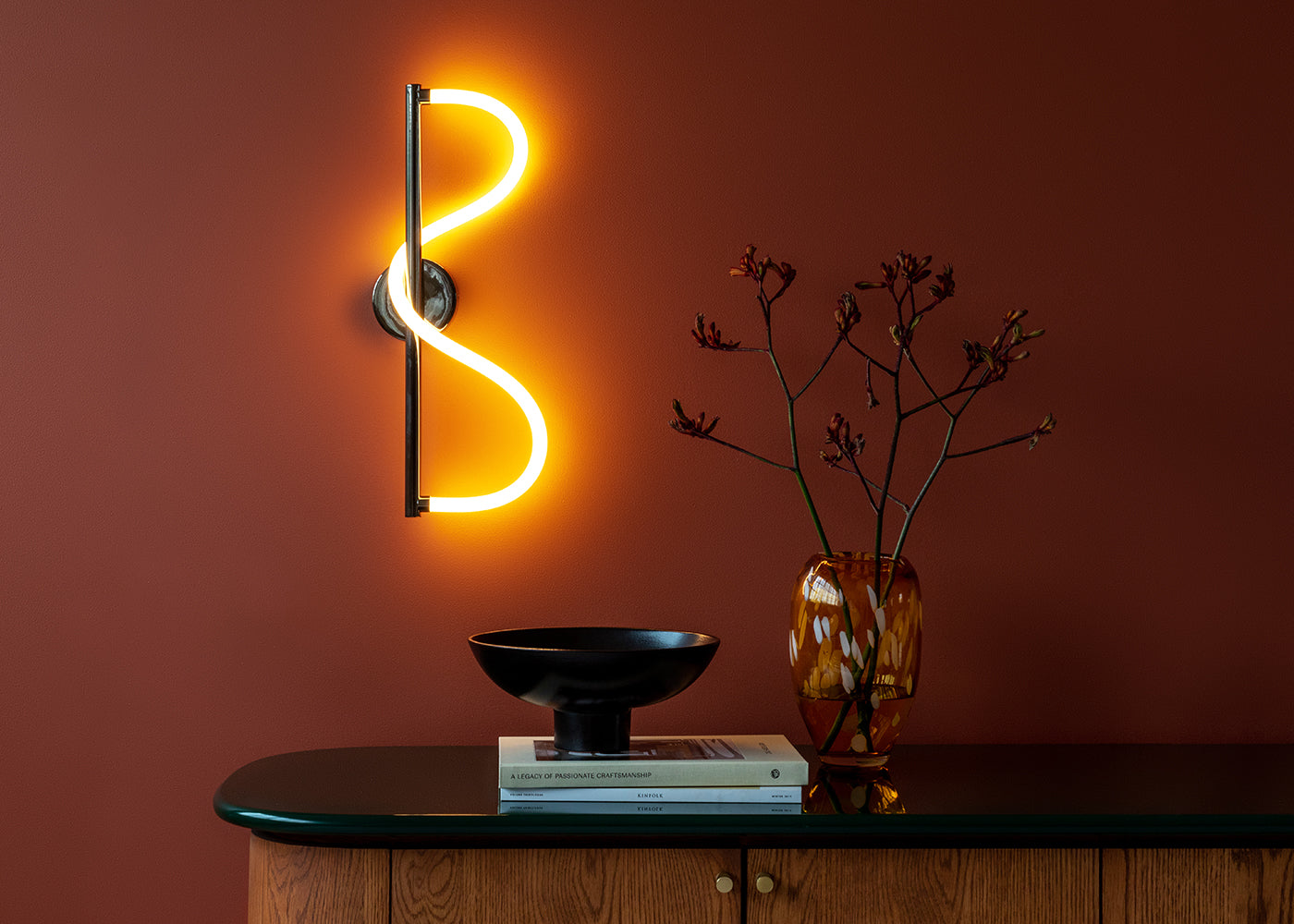 Wave LED Wall Light
