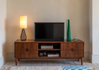 Amira TV Unit