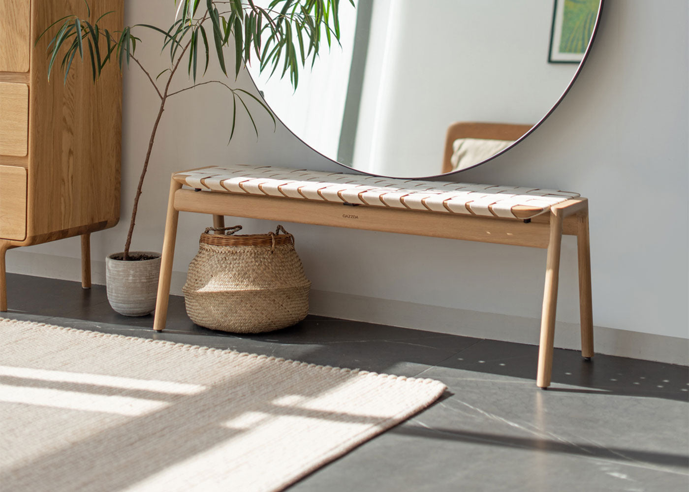 Klupa Bench