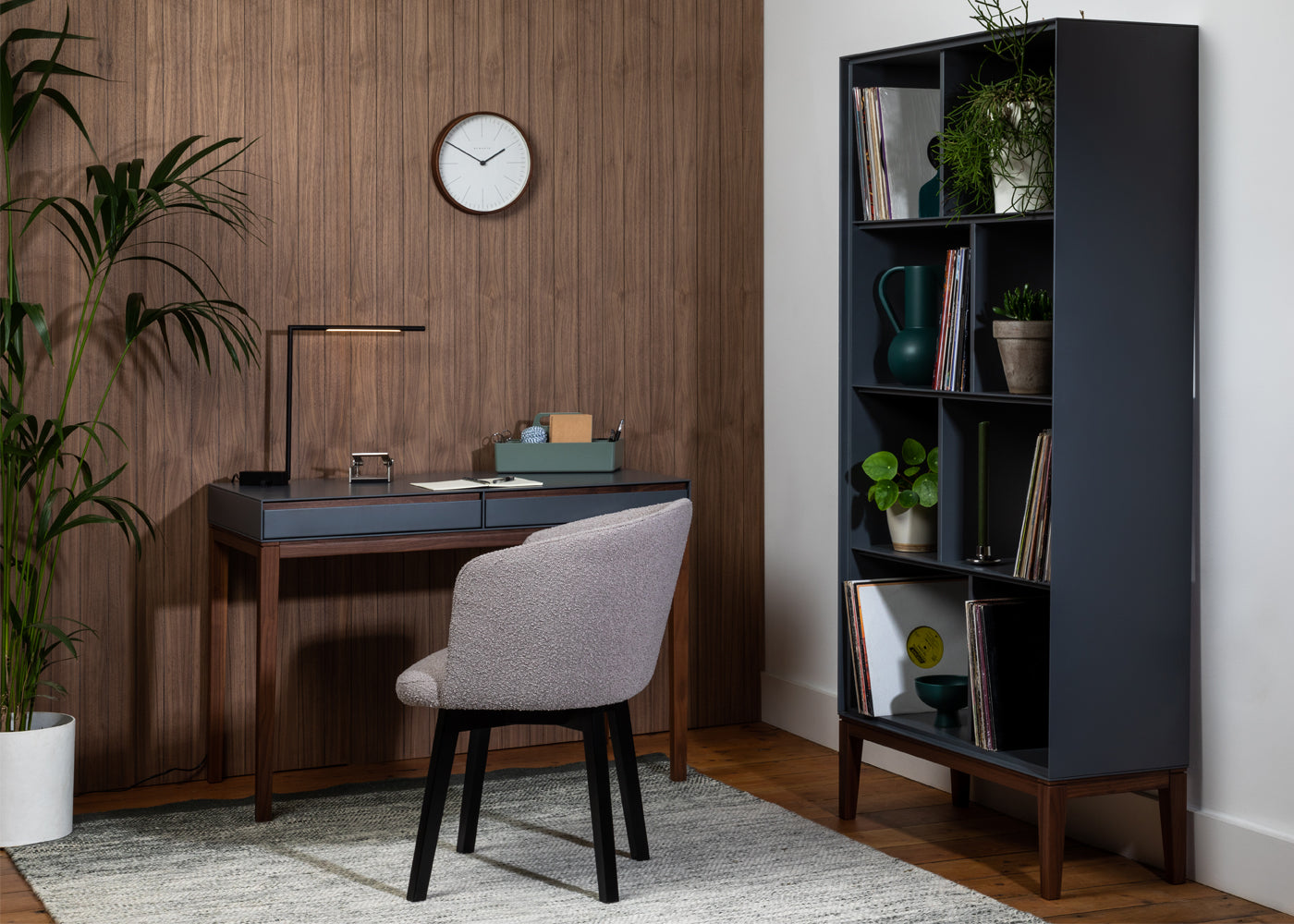 Lars Desk