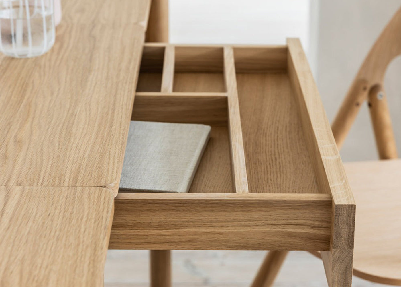 Pala Dressing Table