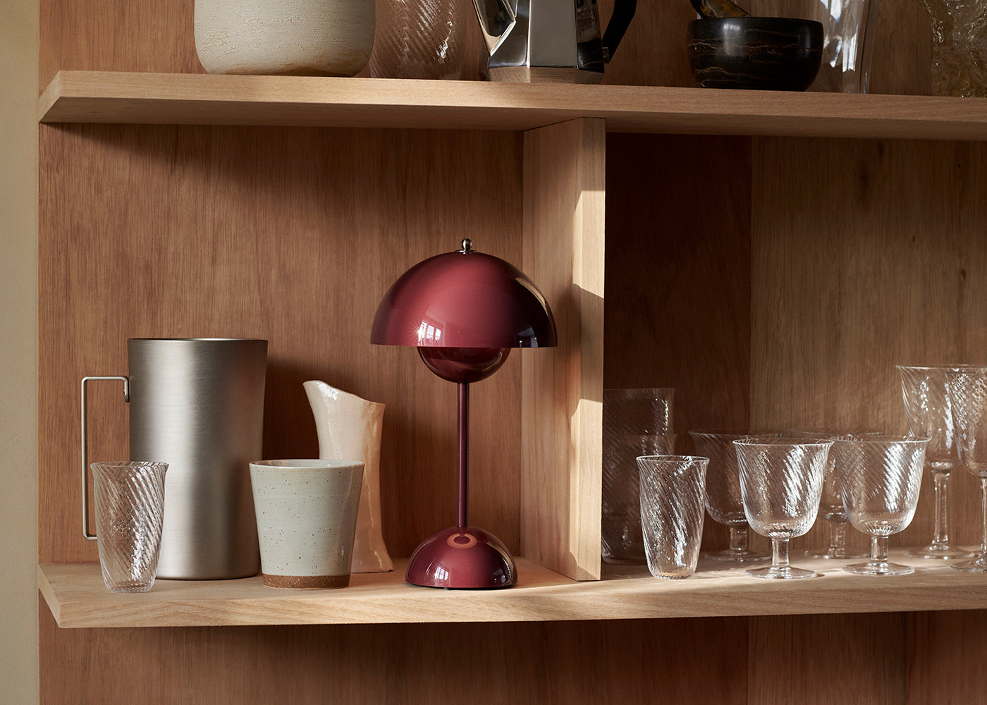 Flowerpot LED Portable Table Lamp VP9