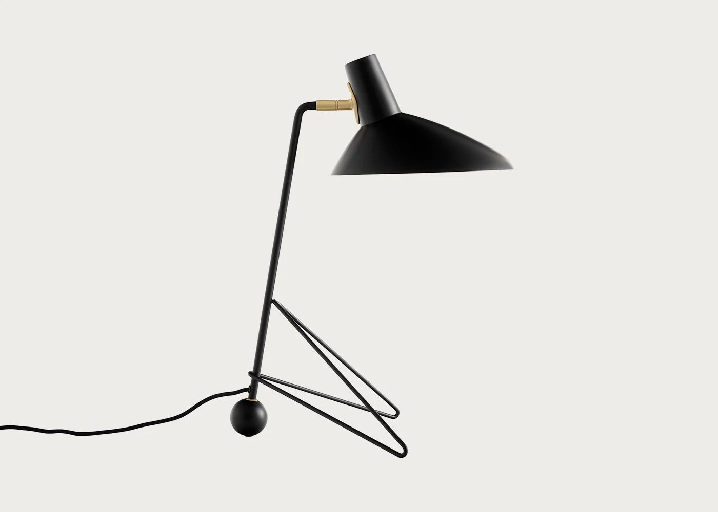 Tripod Table Lamp