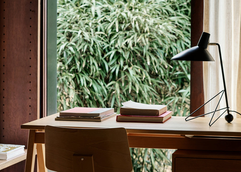 Tripod Table Lamp